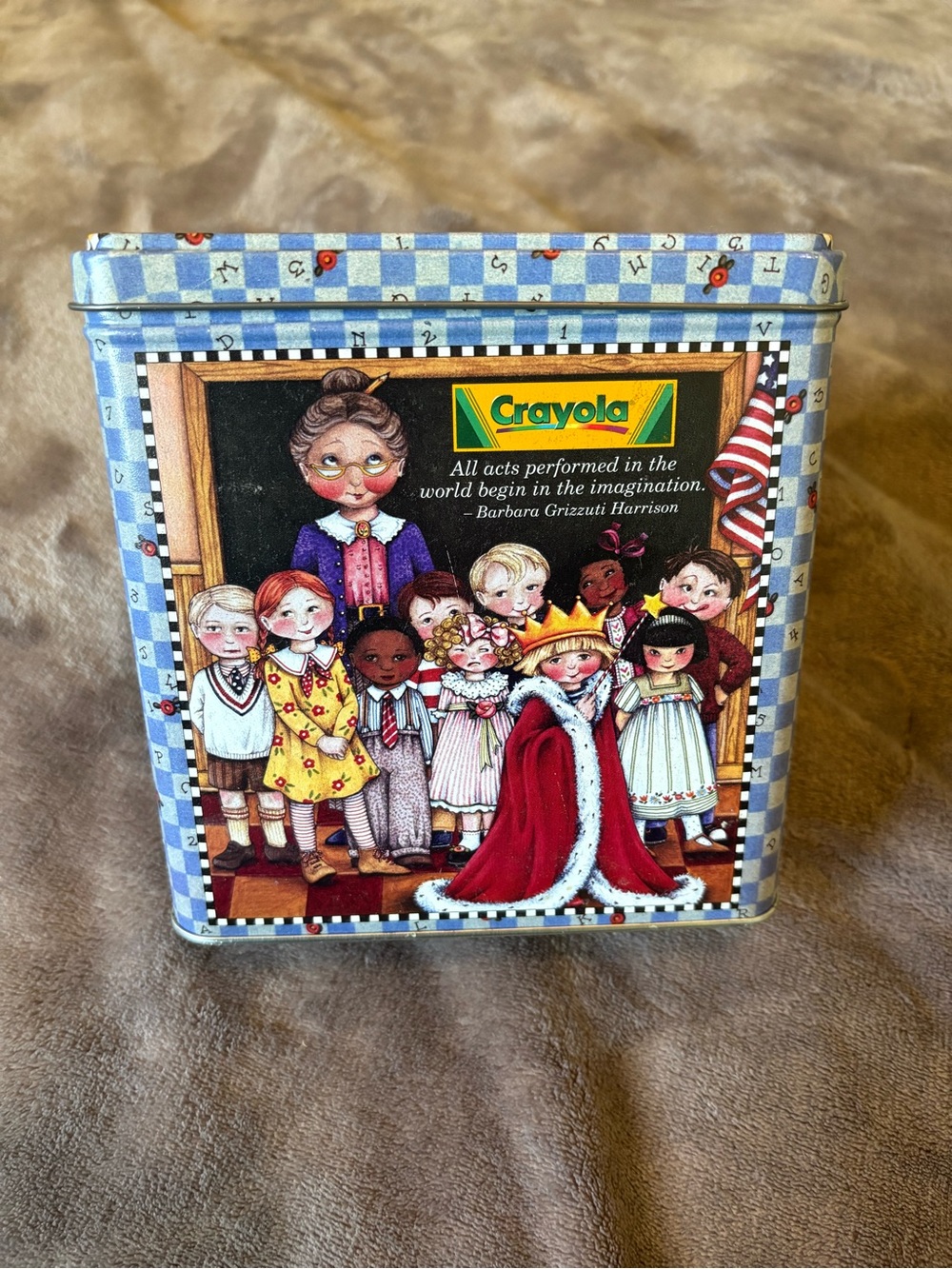 Vtg 2001 Mary Engelbreit’s Crayon Tin Container 64 Crayons Used Read Desc.